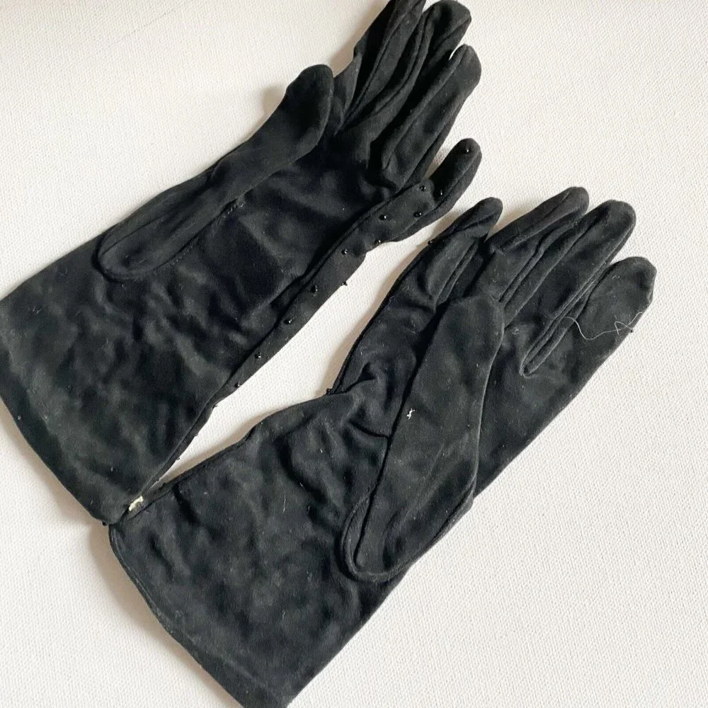 Vintage  Black Stretchy Beaded Black Wrist Gloves Fine Quality 7.5 NEW Unused